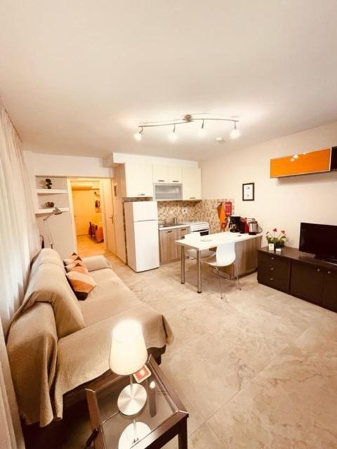 Apartments Anna Deluxe Kavála ภายนอก รูปภาพ