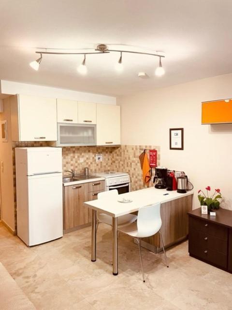 Apartments Anna Deluxe Kavála ภายนอก รูปภาพ